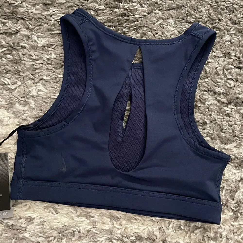 NWT Nike Yoga Cutout Bra